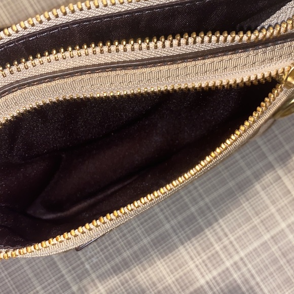 Coach Monogram Wristlet. NWOT - Picture 7 of 9